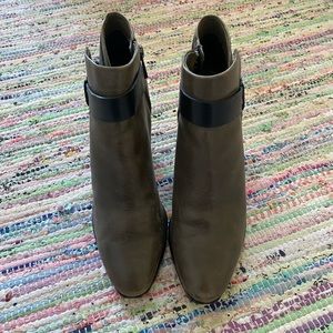Dolce Vita EUC bootie Sz 9 1/2